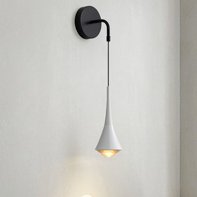 Contemporary Scandinavian Aluminum Iron Linear LED Wall Sconce Lamp For Bedroom