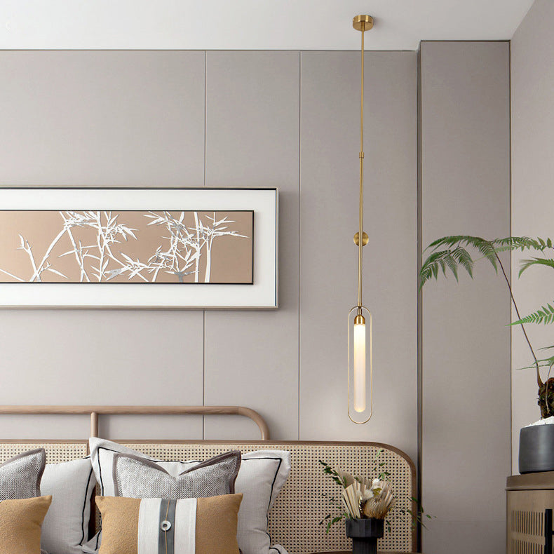 Zeitgenössische skandinavische Eisen-Acryl-Lineare LED-Wandleuchte für das Wohnzimmer 