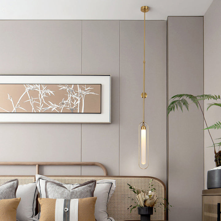 Zeitgenössische skandinavische Eisen-Acryl-Lineare LED-Wandleuchte für das Wohnzimmer 