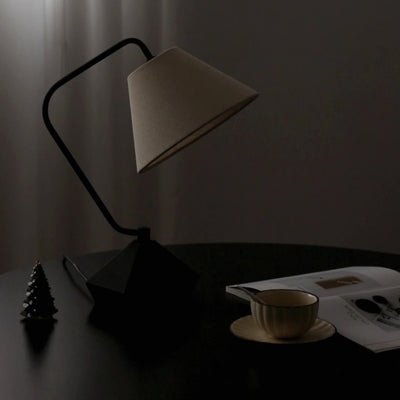 Contemporary Retro Fabric Metal Round 1-Light Table Lamp For Bedroom