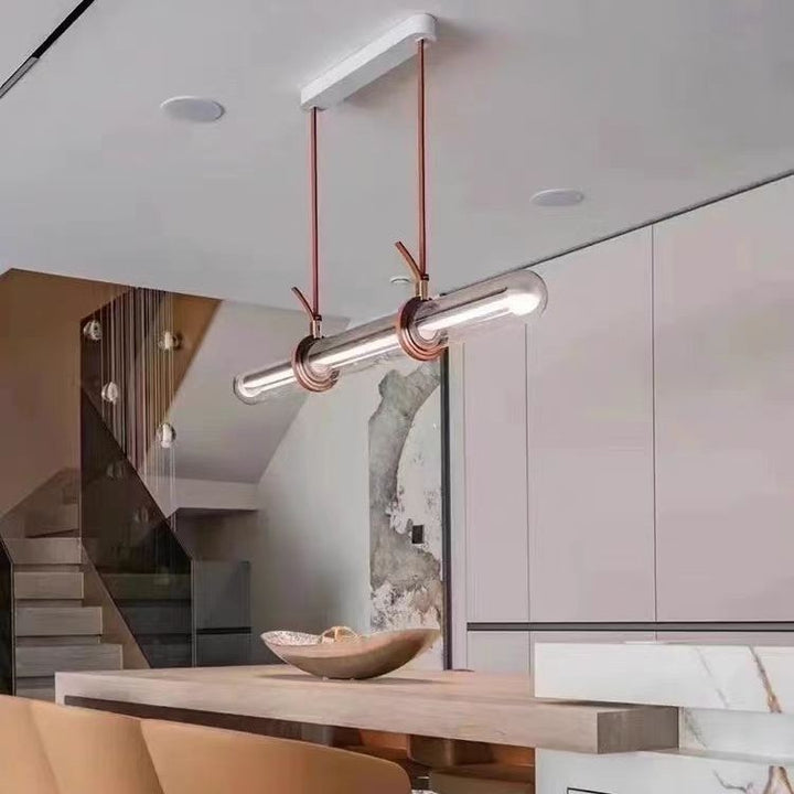 Moderne minimalistische PU-Leder-Glas-Lineare LED-Insel-Leuchter für das Esszimmer 