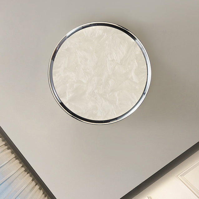 Moderne minimalistische runde Deckenleuchte aus Aluminium und Acryl mit LED für das Schlafzimmer 