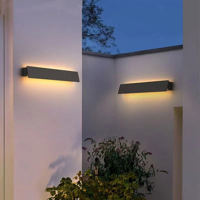 مصباح حائط LED مستطيل من الألومنيوم بالطاقة الشمسية بتصميم حديث وبسيط للحديقة 