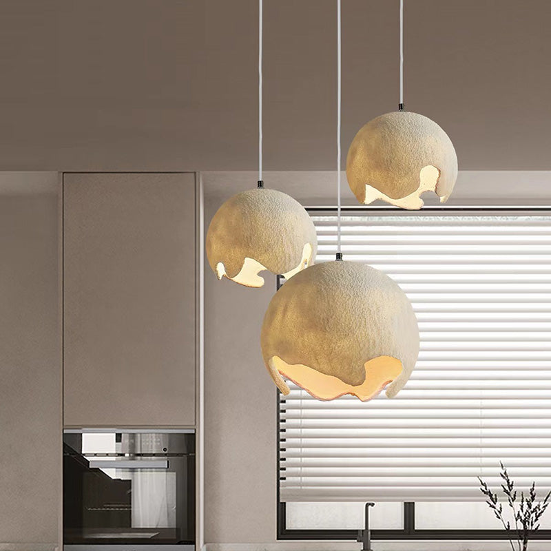 Zeitgenössische industrielle Odd Ball Runde Harz 1-Licht Pendelleuchte für Schlafzimmer 