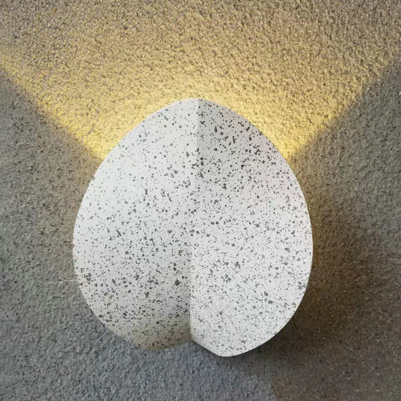 Applique murale contemporaine scandinave en aluminium à LED en forme de feuille pour chambre 