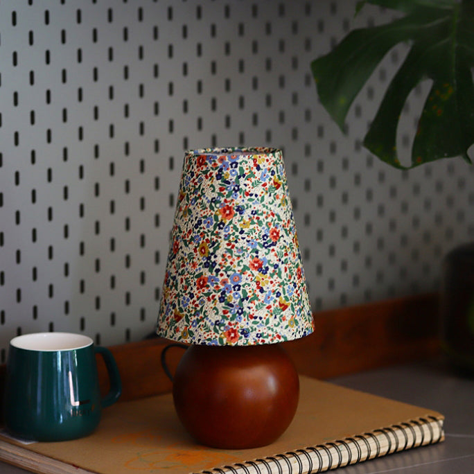 Lampe de table 1 lumière en tissu PVC en bois massif à colonne ronde avec fleurs écrasées vintage traditionnelle pour chambre 