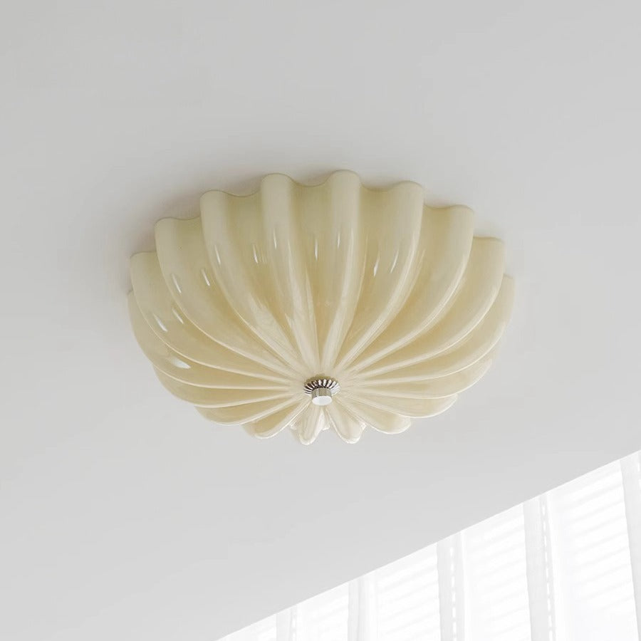 Plafonnier LED moderne minimaliste avec motif de vagues crème et matériel en verre rond pour chambre 