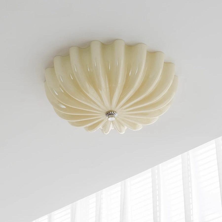 Plafonnier LED moderne minimaliste avec motif de vagues crème et matériel en verre rond pour chambre 