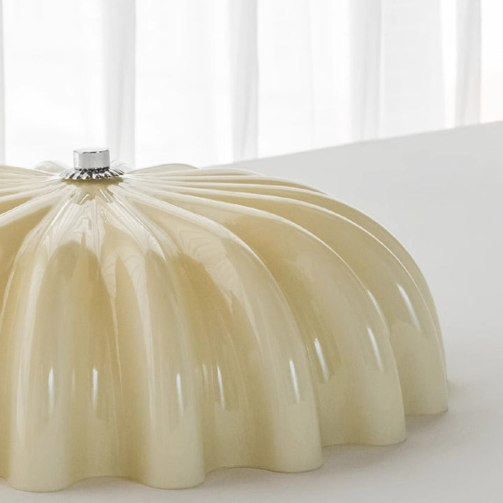 Plafonnier LED moderne minimaliste avec motif de vagues crème et matériel en verre rond pour chambre 