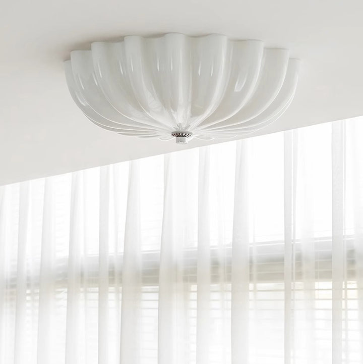 Plafonnier LED moderne minimaliste avec motif de vagues crème et matériel en verre rond pour chambre 