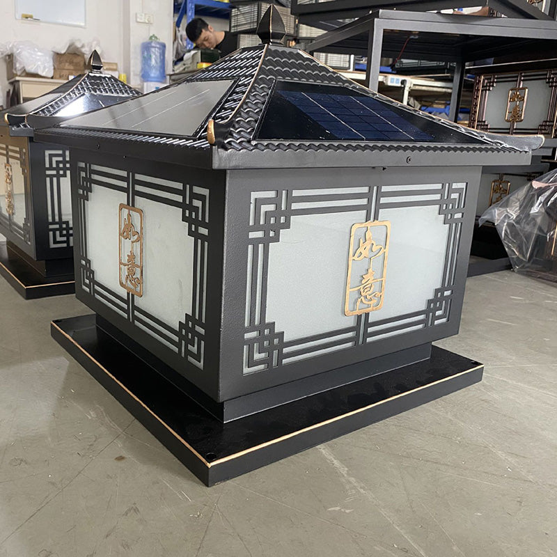 ضوء LED خارجي من الألومنيوم والزجاج المقاوم للماء بالطاقة الشمسية على شكل ساحة صينية تقليدية للحديقة 