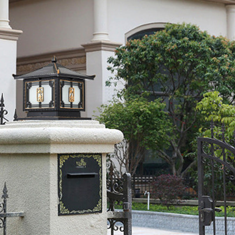 Lumière extérieure LED en aluminium et verre étanche solaire Ruyi pour jardin, patio carré traditionnel chinois 