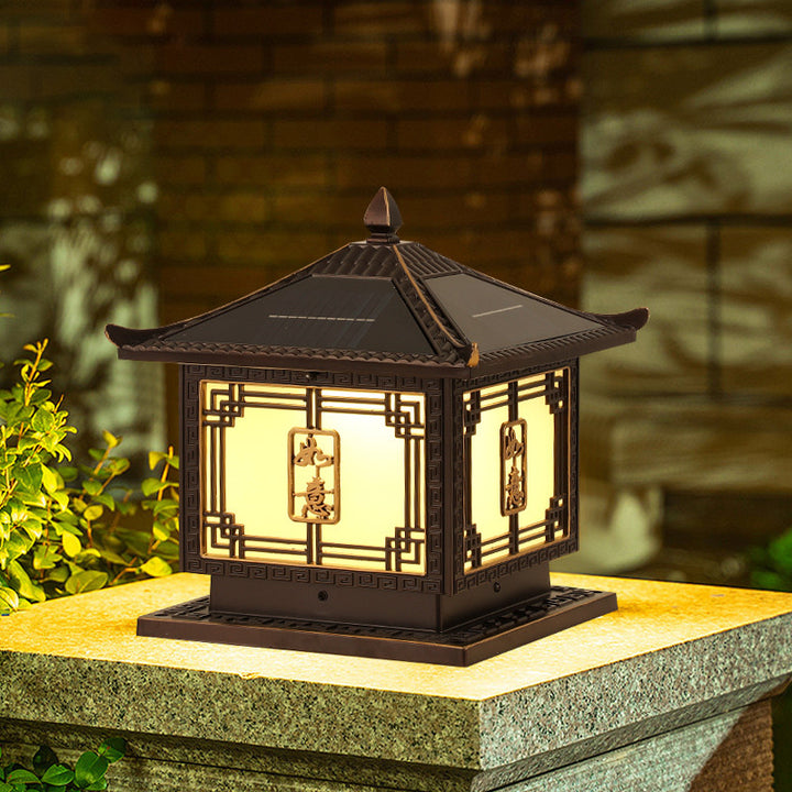 Lumière extérieure LED en aluminium et verre étanche solaire Ruyi pour jardin, patio carré traditionnel chinois 
