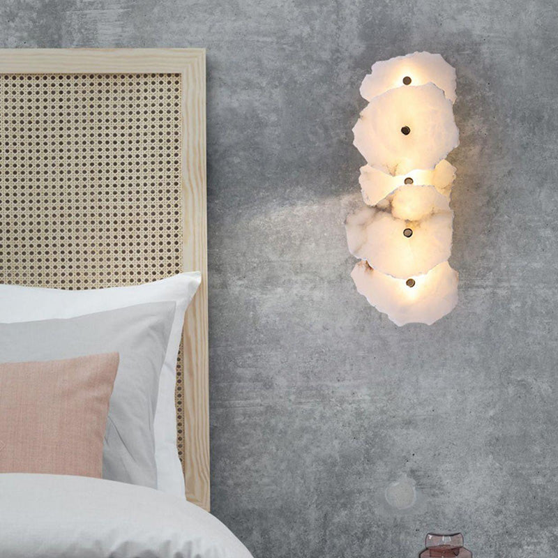 Applique murale LED contemporaine créative en forme de cercle irrégulier en fer, cuivre et marbre pour chambre 