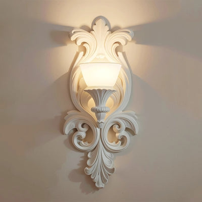 Applique murale 1 lumière en résine avec verre sculpté en forme de fleur crème traditionnelle française pour salon 