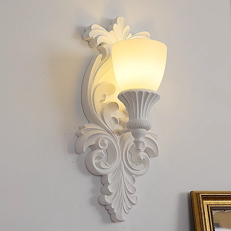 Applique murale 1 lumière en résine avec verre sculpté en forme de fleur crème traditionnelle française pour salon 
