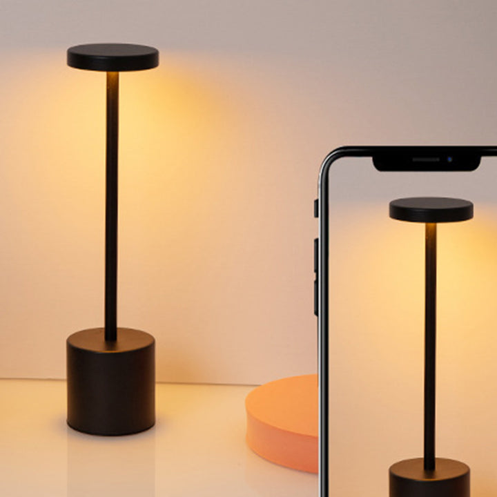Lampe de table LED en métal cylindrique ronde minimaliste moderne pour salon 