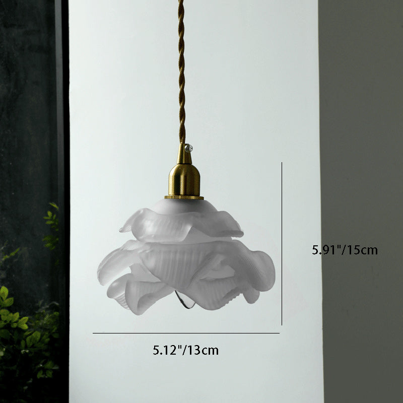 Suspension en cuivre à 1 lumière avec abat-jour en verre en forme de pétale de fleur traditionnelle française pour le salon 