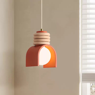 Lámpara colgante de 1 luz de resina de orbe de anillo semicircular chino tradicional de hierro para dormitorio 