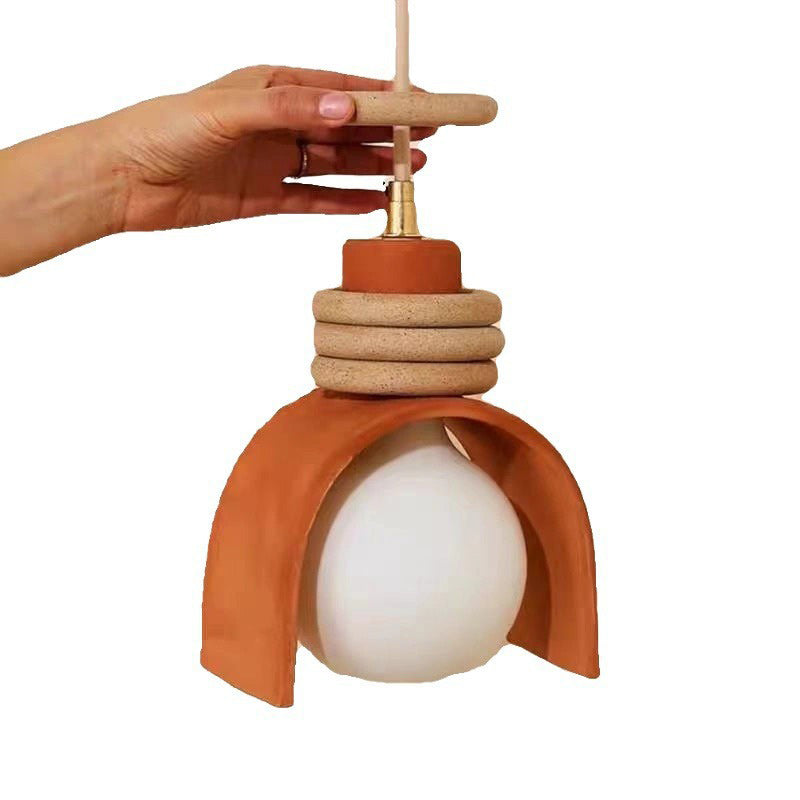 Lámpara colgante de 1 luz de resina de orbe de anillo semicircular chino tradicional de hierro para dormitorio 