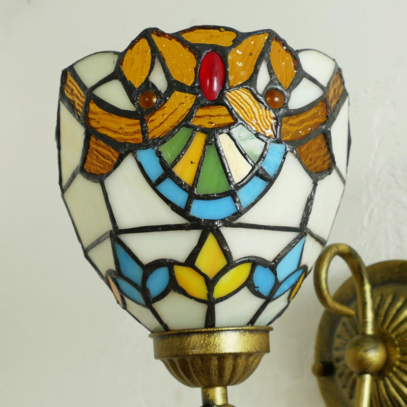 Traditionelle Tiffany Flower Pod Runde Glas Eisen 1-Licht Wandleuchte Lampe für Wohnzimmer 