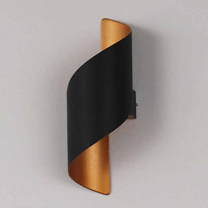 Modern Minimalist Curved PC Aluminum LED Wall Sconce Lamp For Outdoor