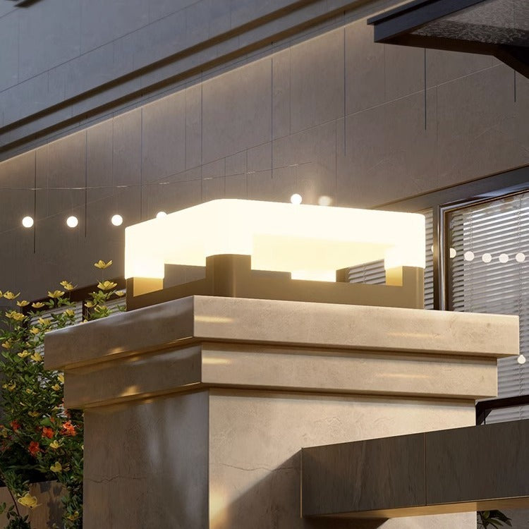 Lumière extérieure LED carrée minimaliste moderne étanche en acier inoxydable PE pour jardin 