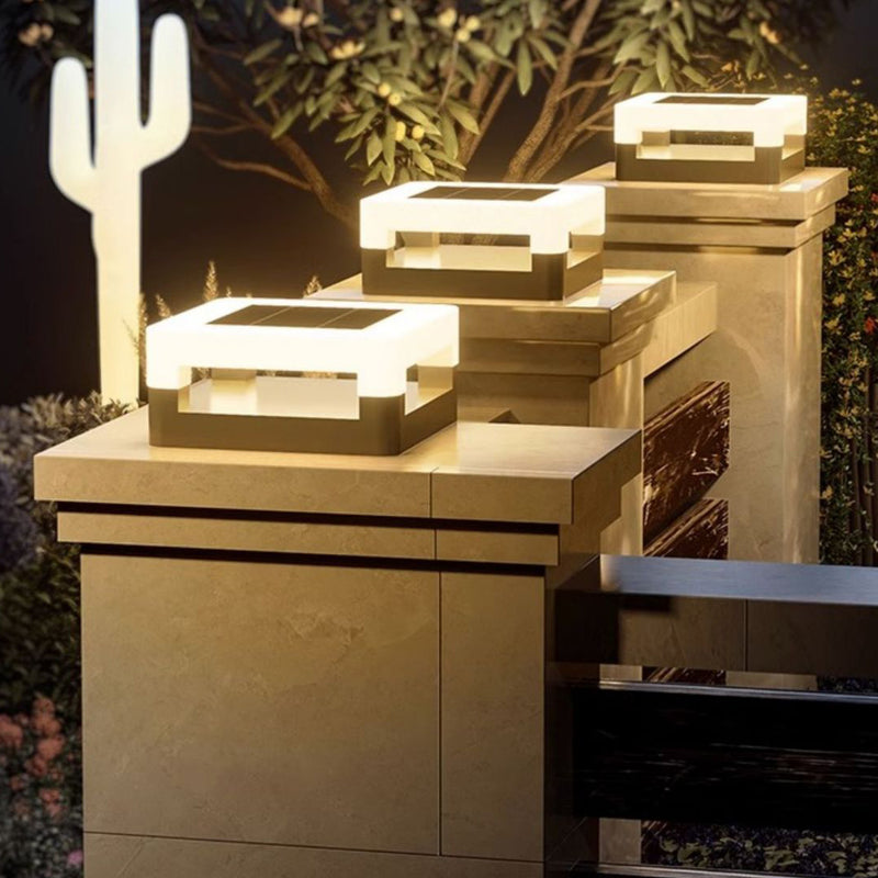 Lumière extérieure LED carrée minimaliste moderne étanche en acier inoxydable PE pour jardin 