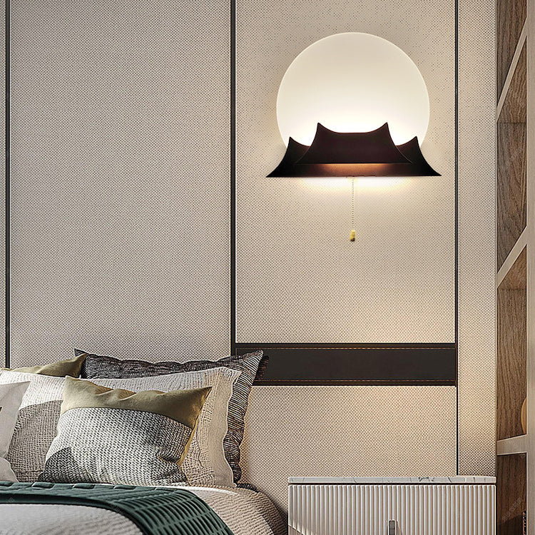 Traditionelle chinesische unregelmäßige stapelbare runde Acryl-Massivholz-LED-Wandleuchte für Wohnzimmer 