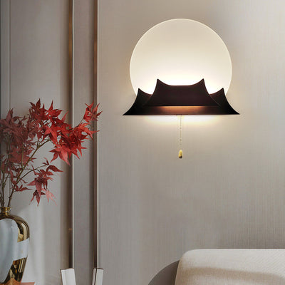 Traditionelle chinesische unregelmäßige stapelbare runde Acryl-Massivholz-LED-Wandleuchte für Wohnzimmer 