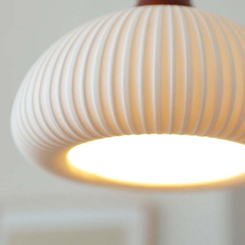 Lanterne de champignon nain japonais traditionnelle en céramique, bois massif et fer, suspension 1 lumière pour chambre à coucher 