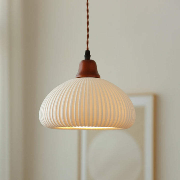 Lanterne de champignon nain japonais traditionnelle en céramique, bois massif et fer, suspension 1 lumière pour chambre à coucher 