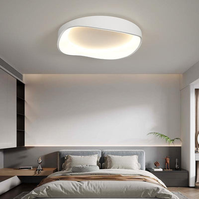 ضوء سقف LED مثبت بشكل مسطح مصنوع من الحديد والبلاستيك PVC مستدير غير منتظم بتصميم حديث وبسيط لغرفة النوم 