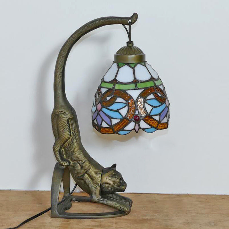 Lampe de Table Traditionnelle Tiffany en Verre Rond à Fleurs Courbées avec Fer à 1 Lumière pour Salon 