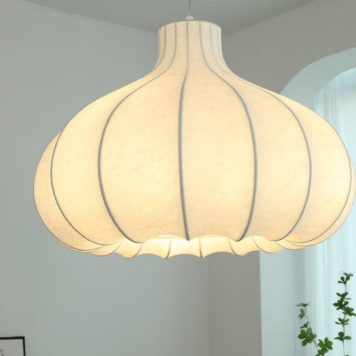 Suspension lumineuse 1 lumière en soie et fer avec abat-jour oignon traditionnel français pour salon 