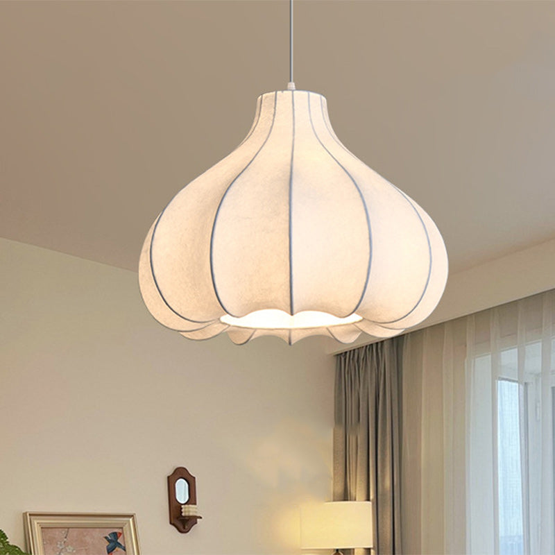 Suspension lumineuse 1 lumière en soie et fer avec abat-jour oignon traditionnel français pour salon 