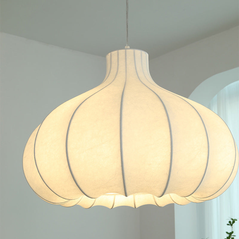 Suspension lumineuse 1 lumière en soie et fer avec abat-jour oignon traditionnel français pour salon 