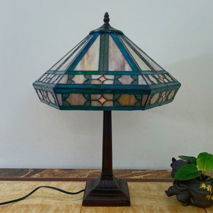 Lámpara de mesa tradicional Tiffany de 1 luz con pantalla cónica cuadrada de vidrio y resina para sala de estar 