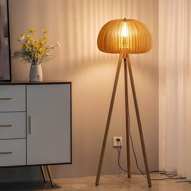 Lampe de sol à 1 lumière en bois massif avec support triangulaire de citrouille japonaise traditionnelle pour chambre à coucher 