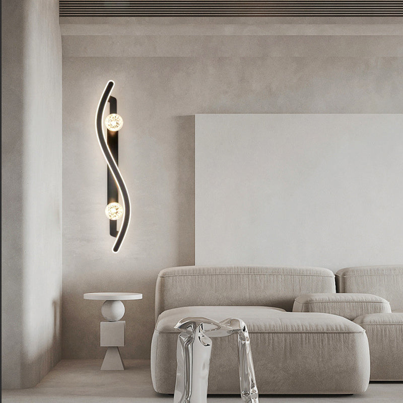 Applique murale LED en verre PC en fer incurvée longue ronde minimaliste moderne pour salon 
