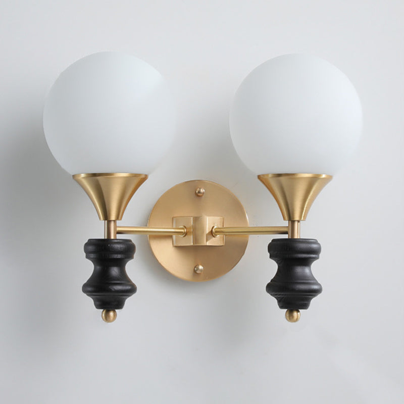 Traditionelle Vintage Orb Runde Glas Walnuss Messing 1/2 Licht Wandleuchte Lampe für Wohnzimmer 