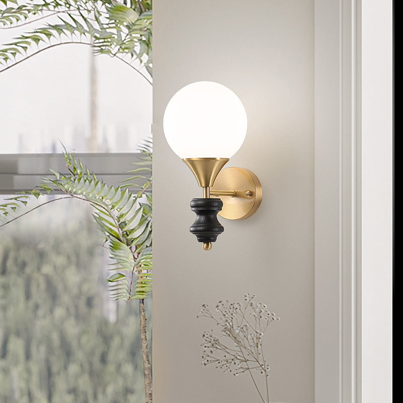 Traditionelle Vintage Orb Runde Glas Walnuss Messing 1/2 Licht Wandleuchte Lampe für Wohnzimmer 