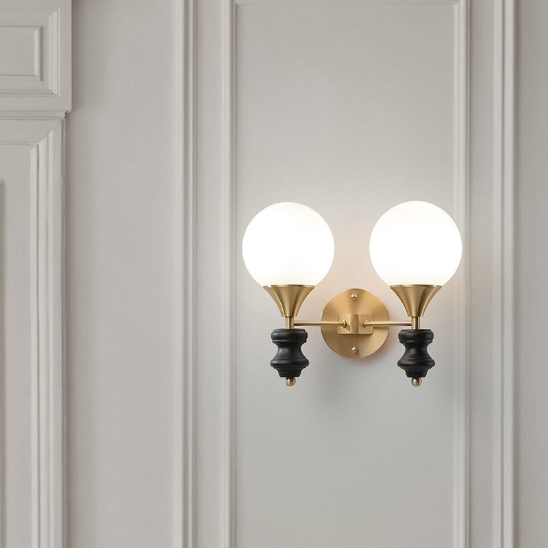 Traditionelle Vintage Orb Runde Glas Walnuss Messing 1/2 Licht Wandleuchte Lampe für Wohnzimmer 