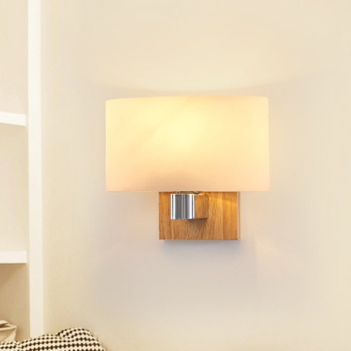 Zeitgenössische skandinavische Orb Runde Glas Holz Metall 1-Licht Wandleuchte Lampe für Wohnzimmer 
