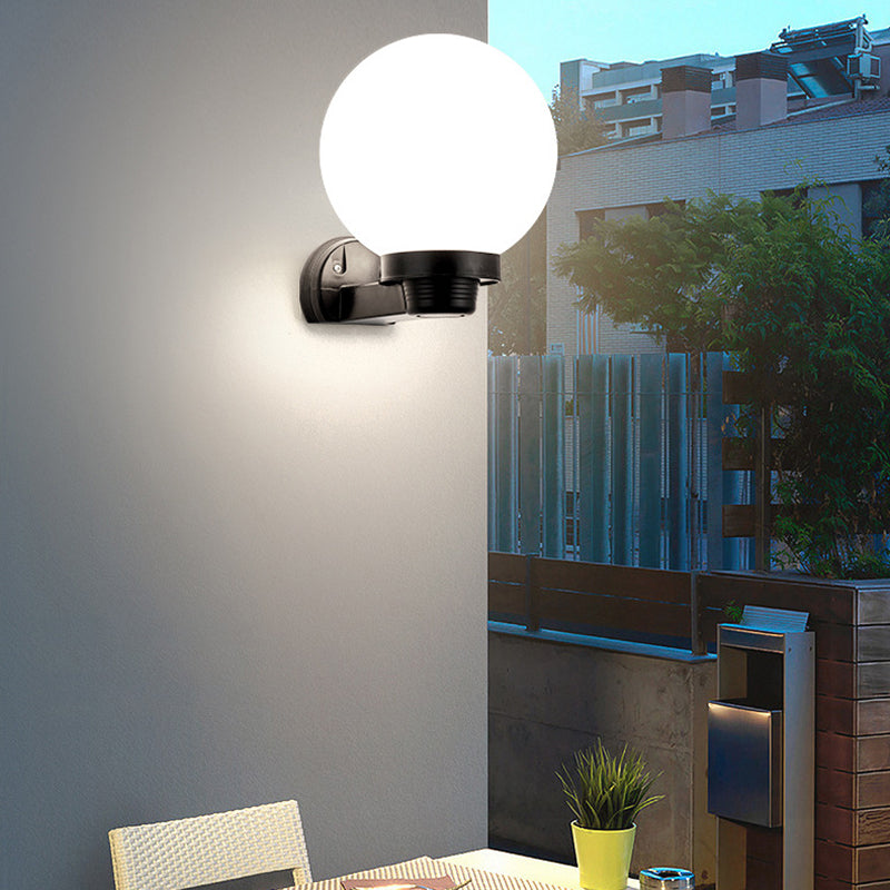 Modern Simplicity Flower Cone Square Cylinder Ball Acrylique ABS Fer Applique Murale 1 Lumière Pour Patio Extérieur 