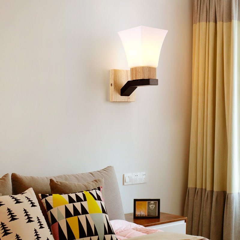 Lampe applique murale moderne minimaliste en verre carré, bois massif et fer avec 1 lumière pour chambre à coucher 
