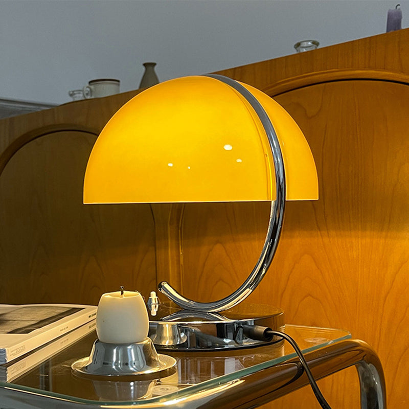 Lampe de table contemporaine nordique en verre courbé en demi-cercle en fer à 1 lumière pour chambre à coucher 