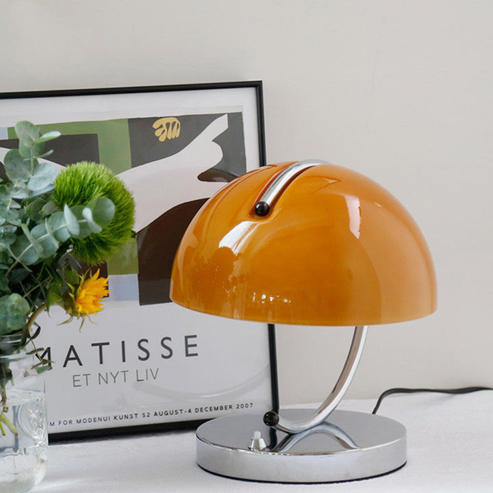 Lampe de table contemporaine nordique en verre courbé en demi-cercle en fer à 1 lumière pour chambre à coucher 