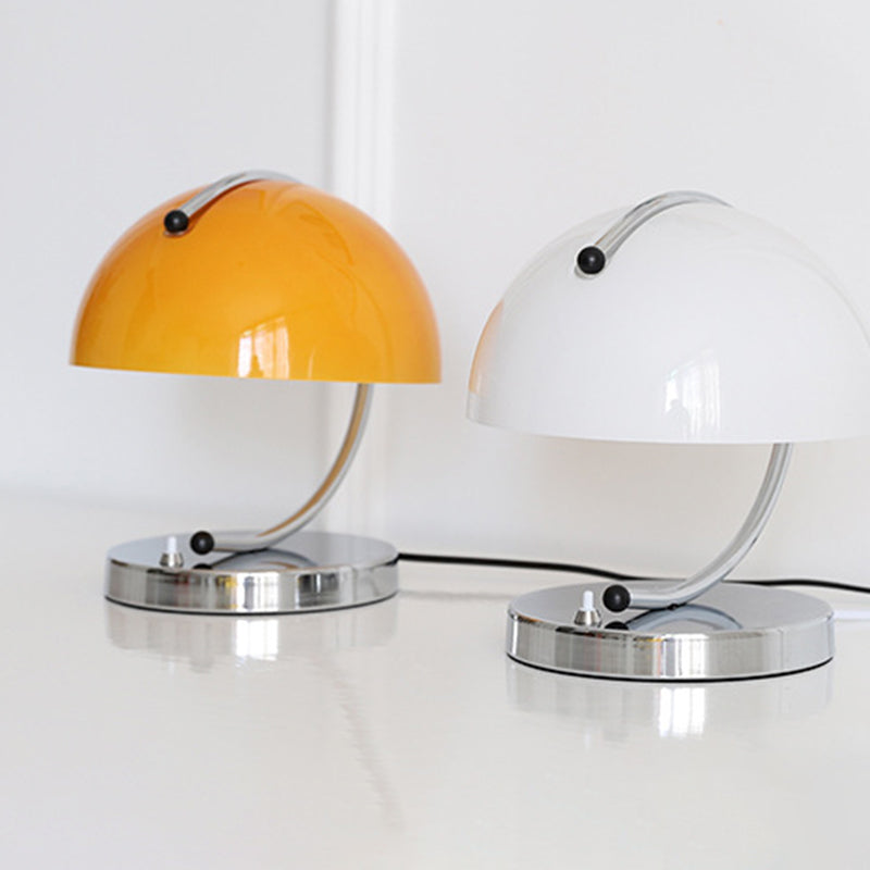 Lampe de table contemporaine nordique en verre courbé en demi-cercle en fer à 1 lumière pour chambre à coucher 