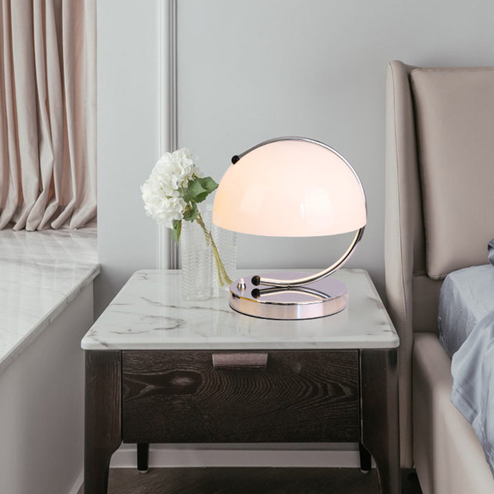 Lampe de table contemporaine nordique en verre courbé en demi-cercle en fer à 1 lumière pour chambre à coucher 
